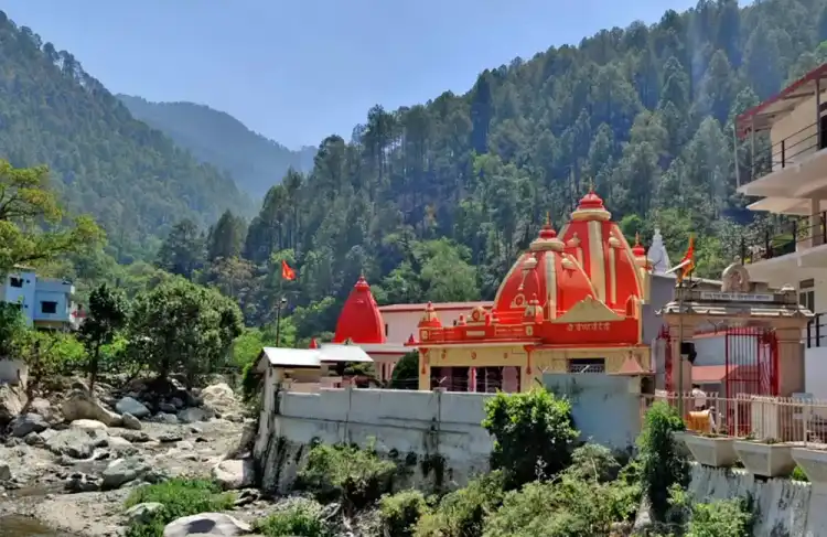 Hotel and Resort Near Kainchi Dham